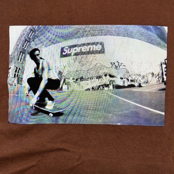 Supreme Men's Dylan Tee, 100% Authentic - Picture 2 of 8